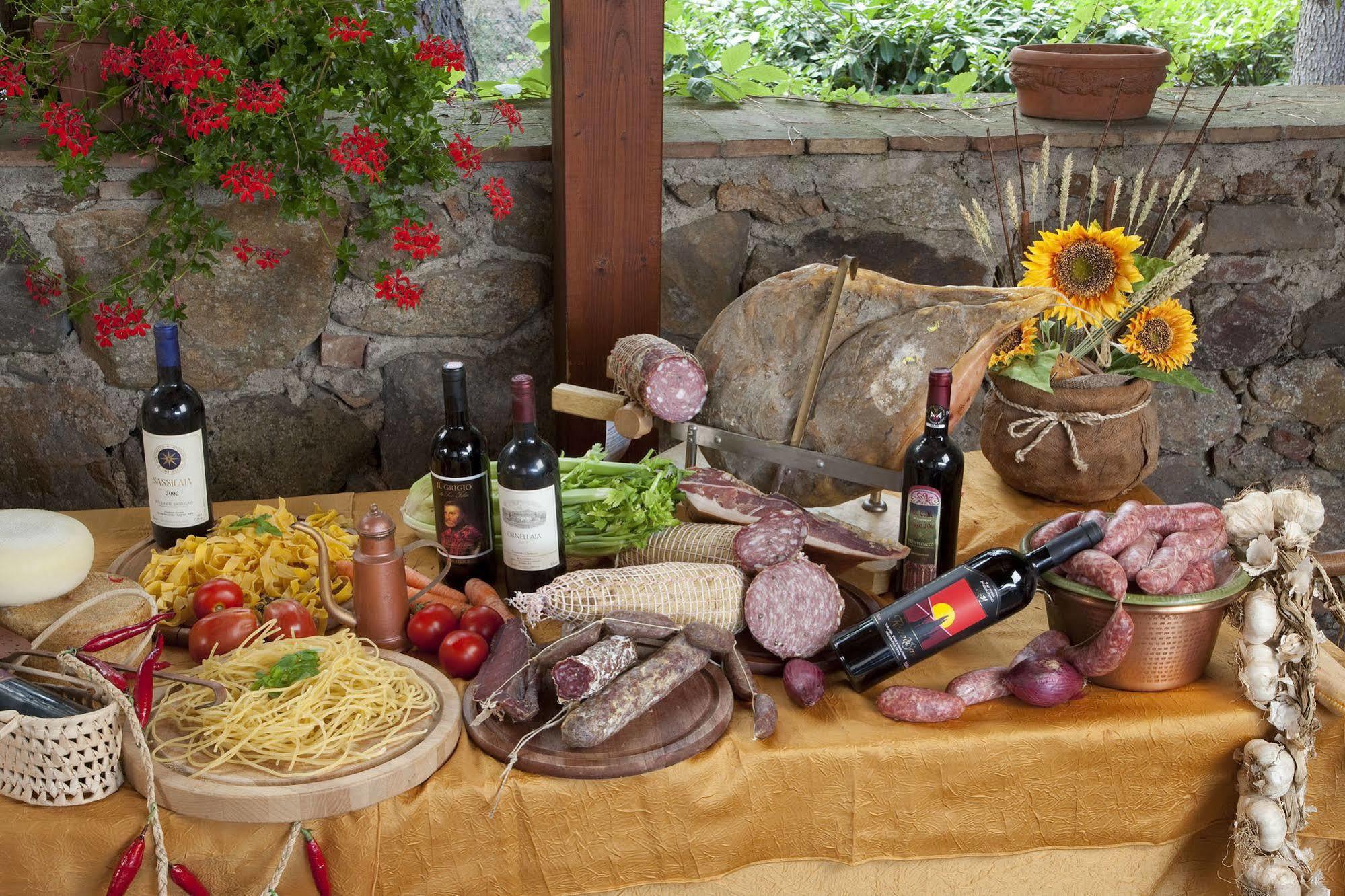 Albergo Ristorante Da Vestro Monticiano Luaran gambar