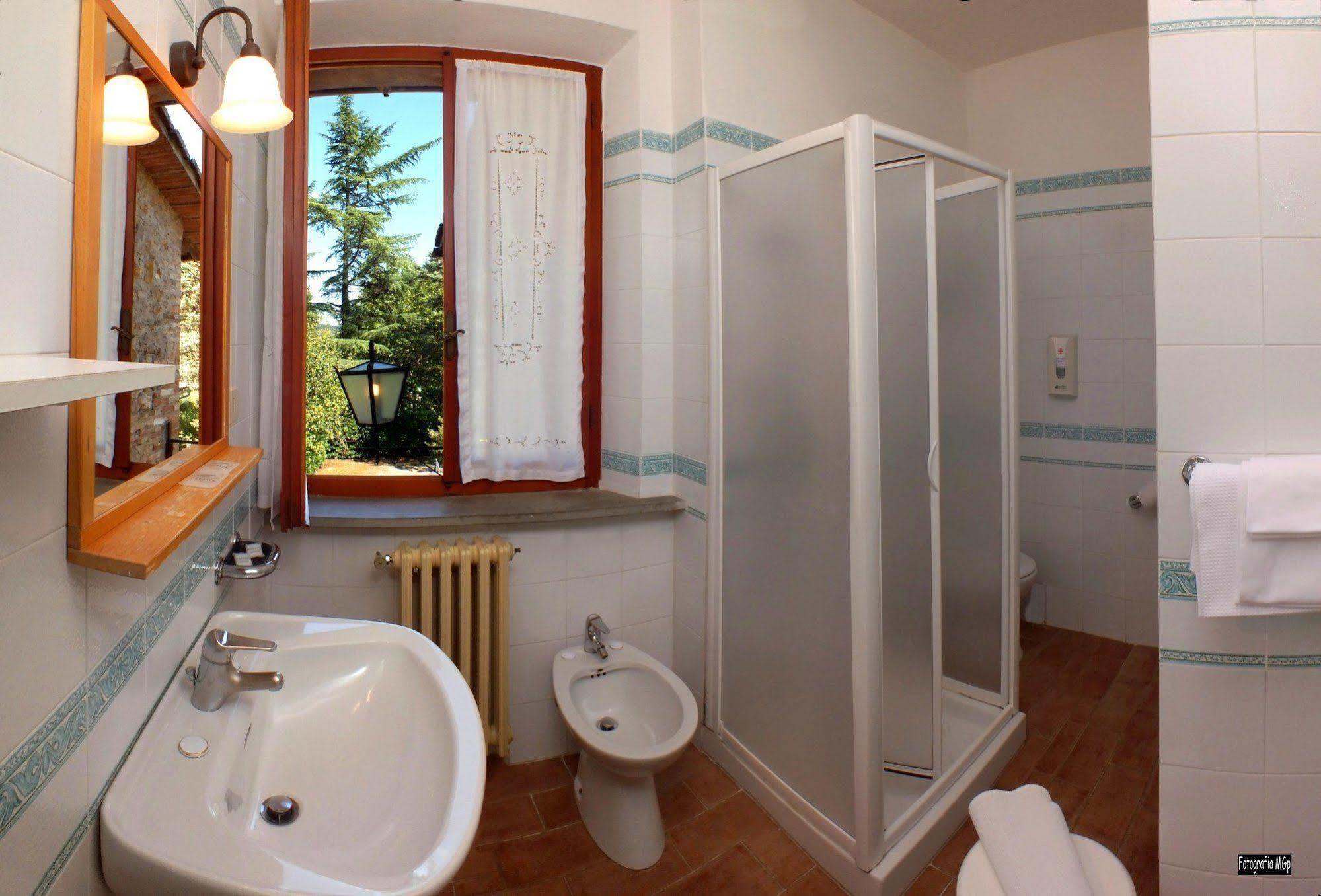 Albergo Ristorante Da Vestro Monticiano Luaran gambar